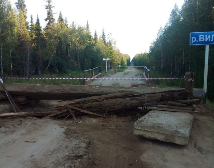 Аварийный мост стал причиной жесткого противостояния в Коми