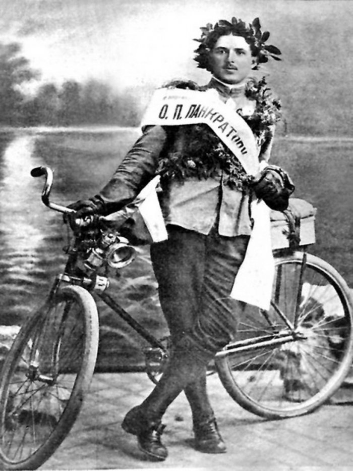 110 лет назад в Харбине завершил свой кругосветный велопробег русский спортсмен Онисим Панкратов